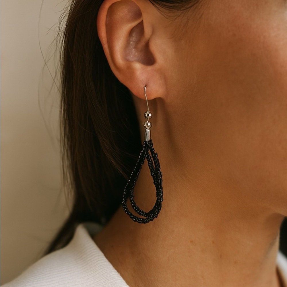 🍒4/$15 Elegant Black Beaded Teardrop Earrings
